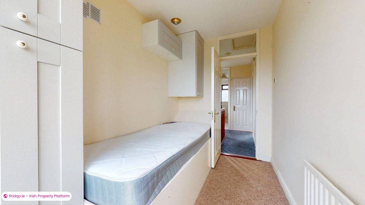 End of terrace house for Sale in Sutton, Dublin 13