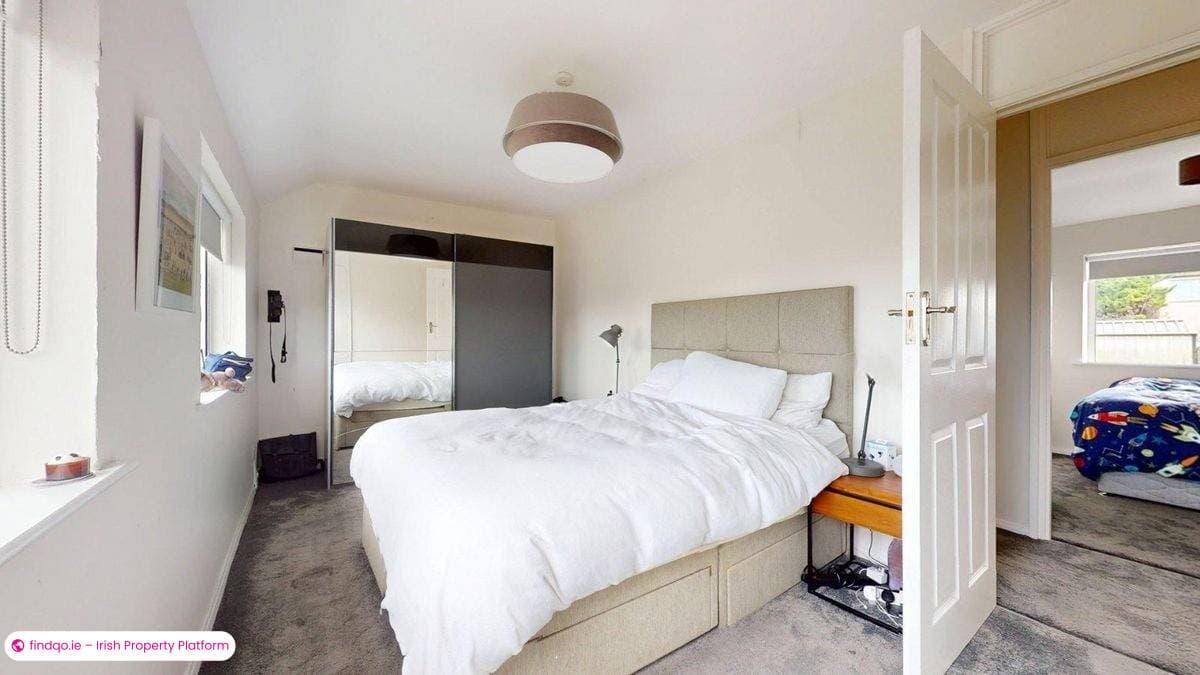 End of terrace house for Sale in Howth, Dublin 13