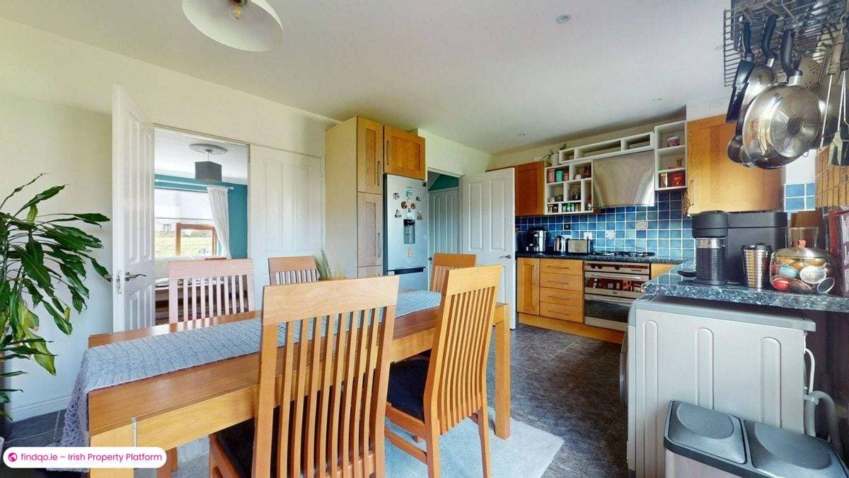 Semi-detached house for Sale in Beaumont, Dublin 9
