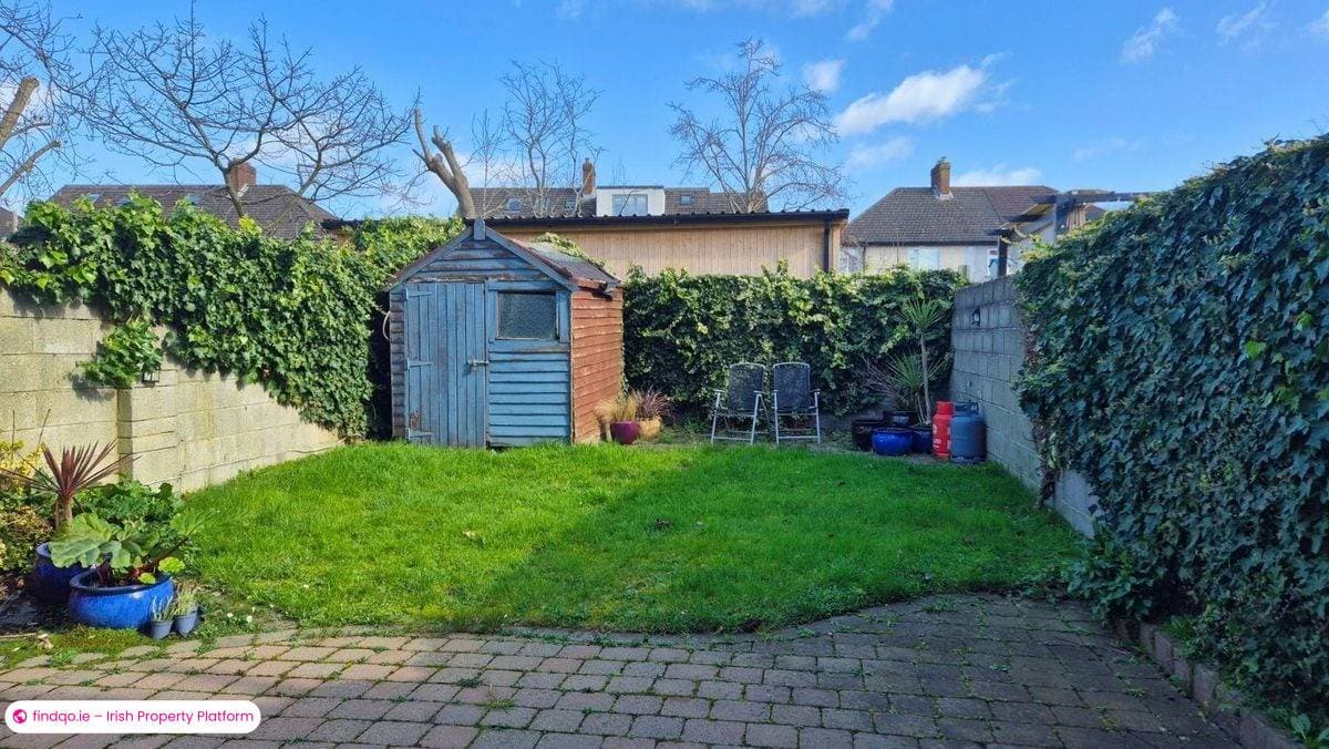 Semi-detached house for Sale in Beaumont, Dublin 9