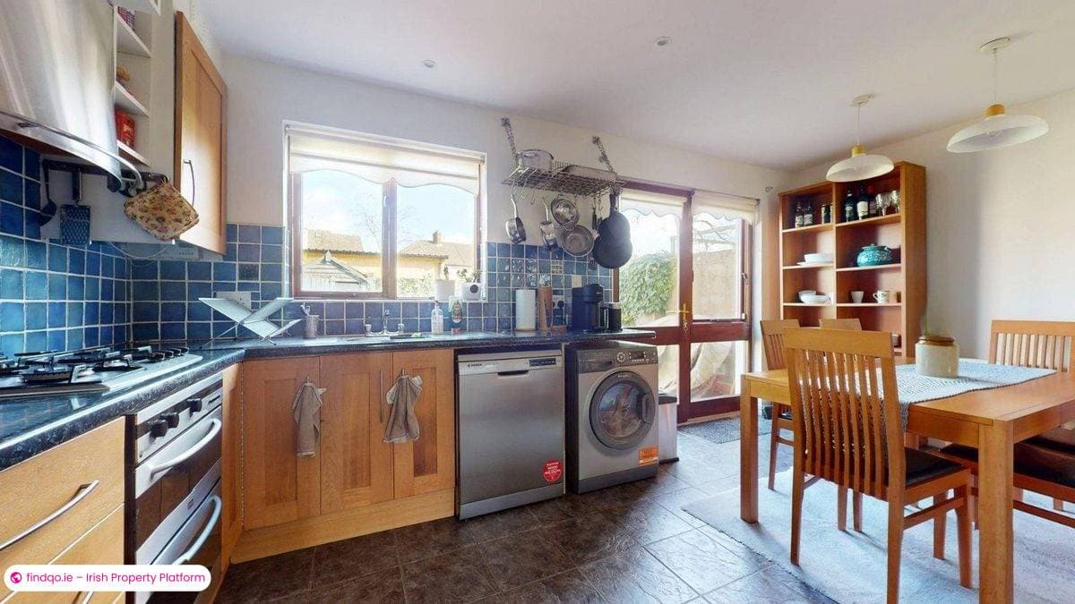 Semi-detached house for Sale in Beaumont, Dublin 9