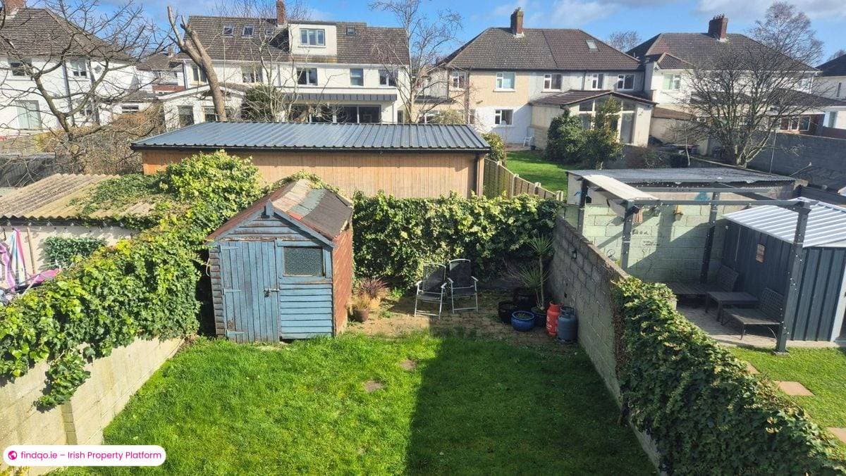 Semi-detached house for Sale in Beaumont, Dublin 9