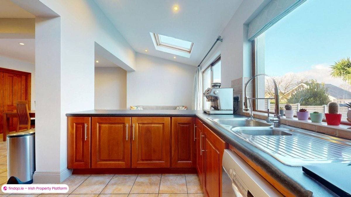 Semi-detached house for Sale in Howth, Dublin 13