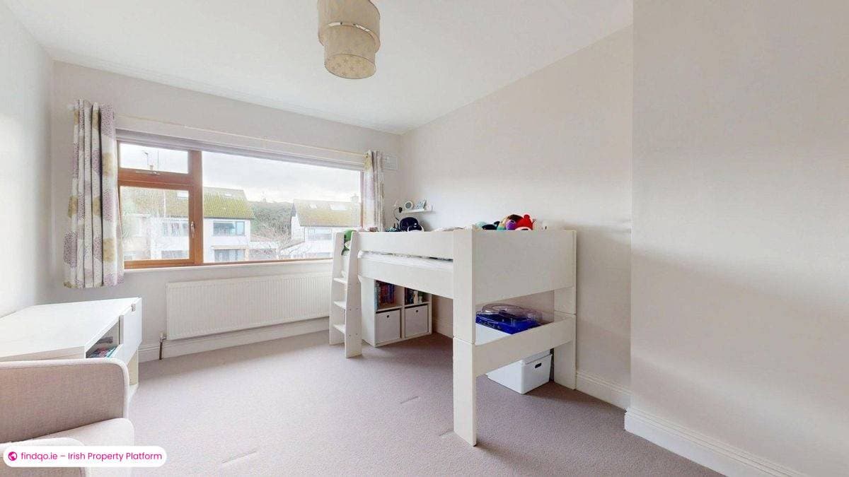 Semi-detached house for Sale in Howth, Dublin 13