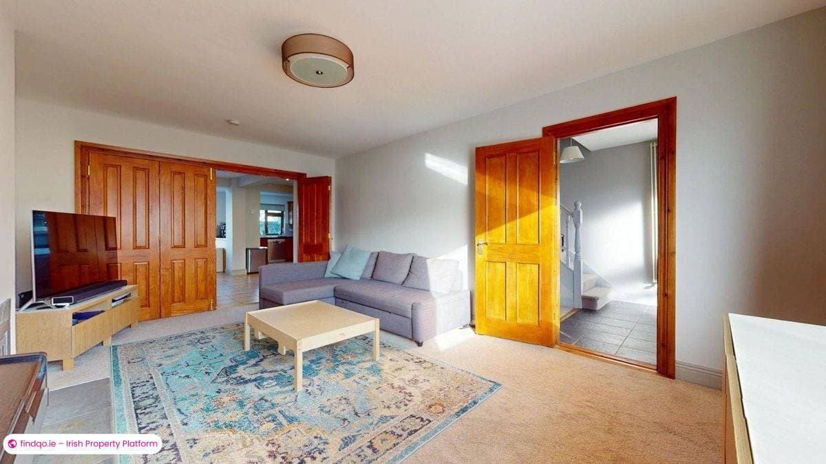 Semi-detached house for Sale in Howth, Dublin 13