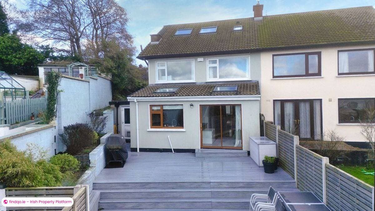 Semi-detached house for Sale in Howth, Dublin 13