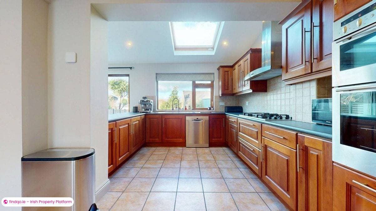 Semi-detached house for Sale in Howth, Dublin 13