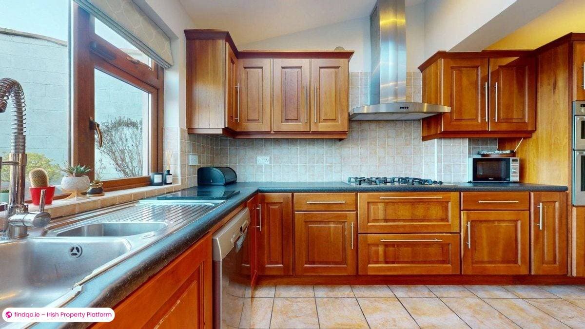 Semi-detached house for Sale in Howth, Dublin 13