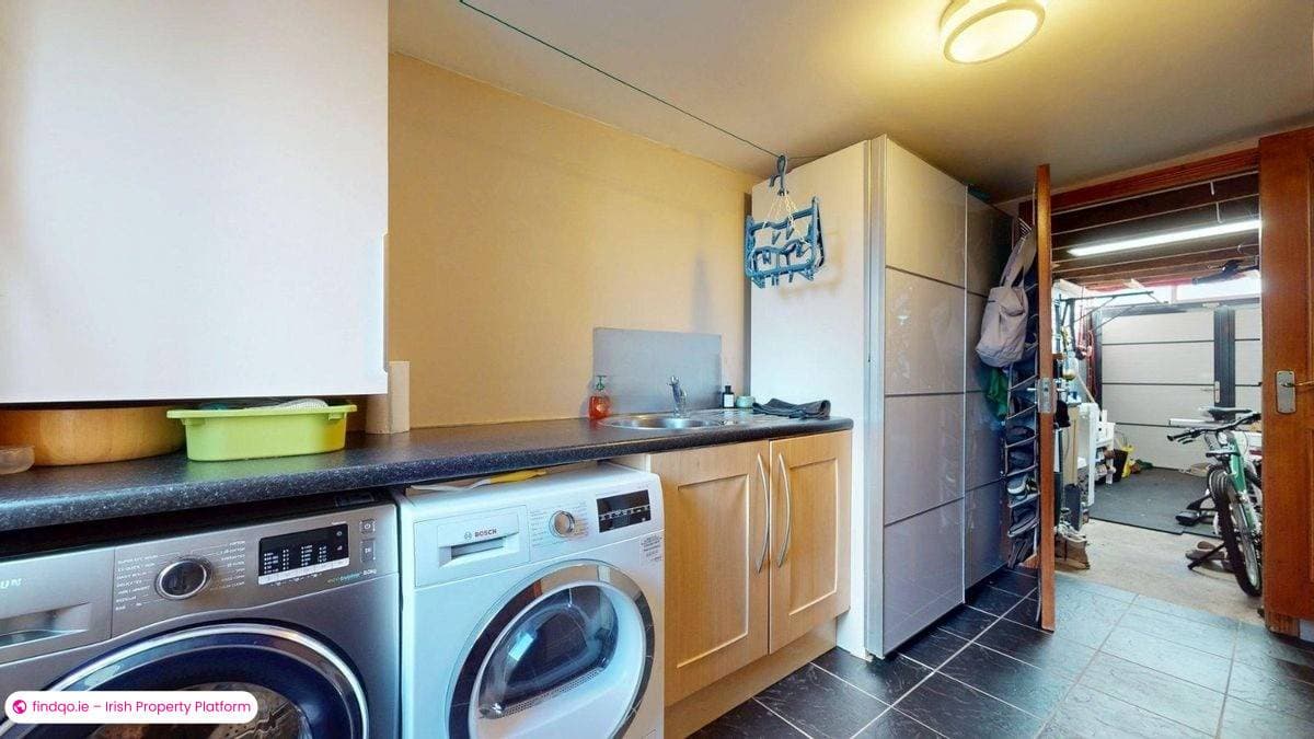 Semi-detached house for Sale in Howth, Dublin 13