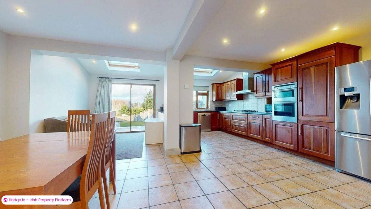 Semi-detached house for Sale in Howth, Dublin 13