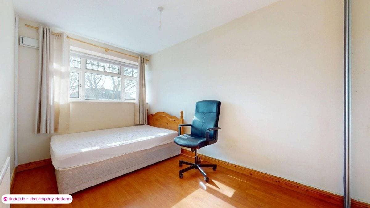 End of terrace house for Sale in Sutton, Dublin 13