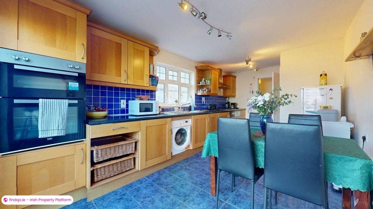 End of terrace house for Sale in Sutton, Dublin 13