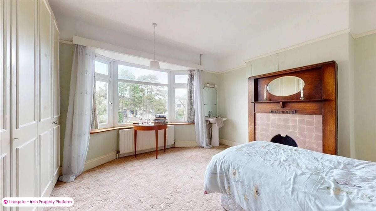 Detached house for Sale in Sutton, Dublin 13