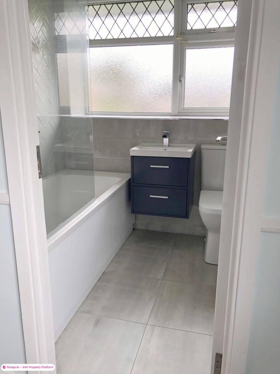 3 Bedroom House for Rent in Cabinteely, Dublin 18