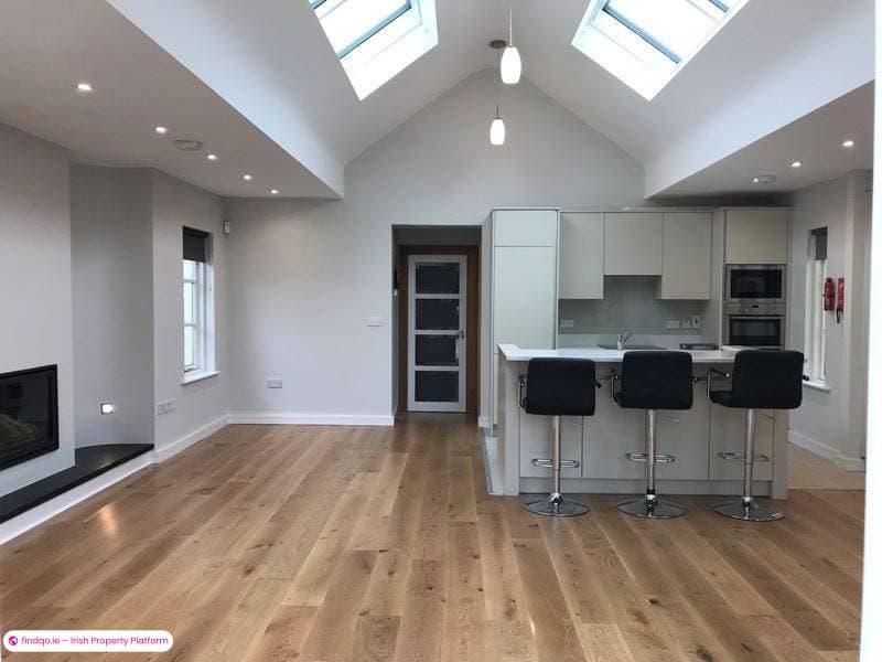 4 Bedroom House for Rent in Dublin 14