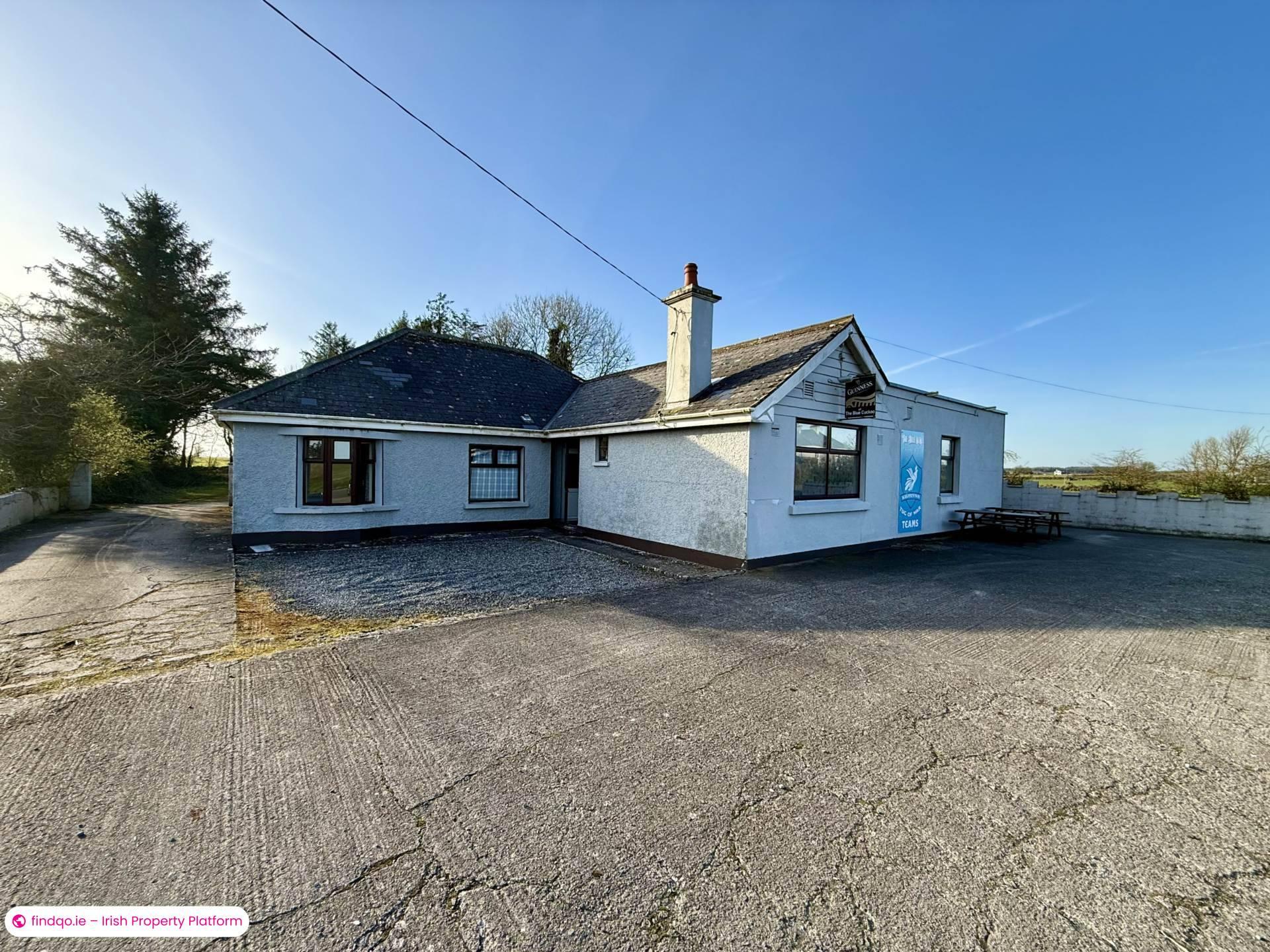 Semi-detached house for Sale in Dunmore, Galway