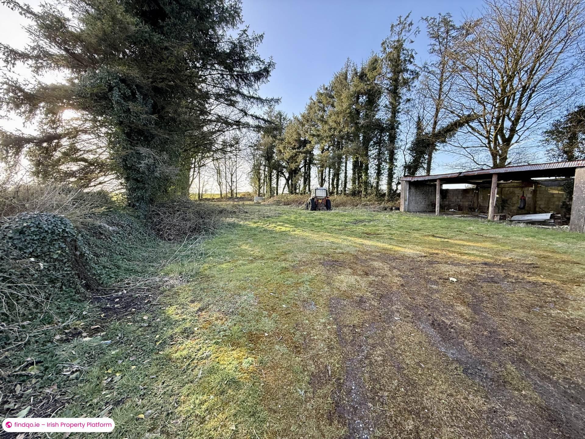 Semi-detached house for Sale in Dunmore, Galway