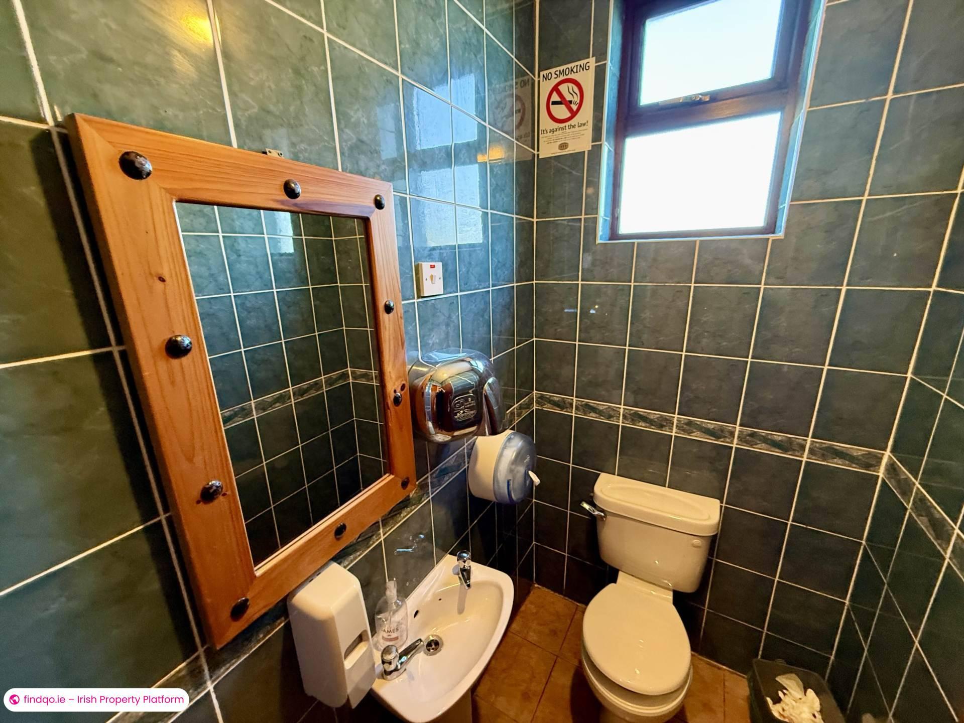 Semi-detached house for Sale in Dunmore, Galway