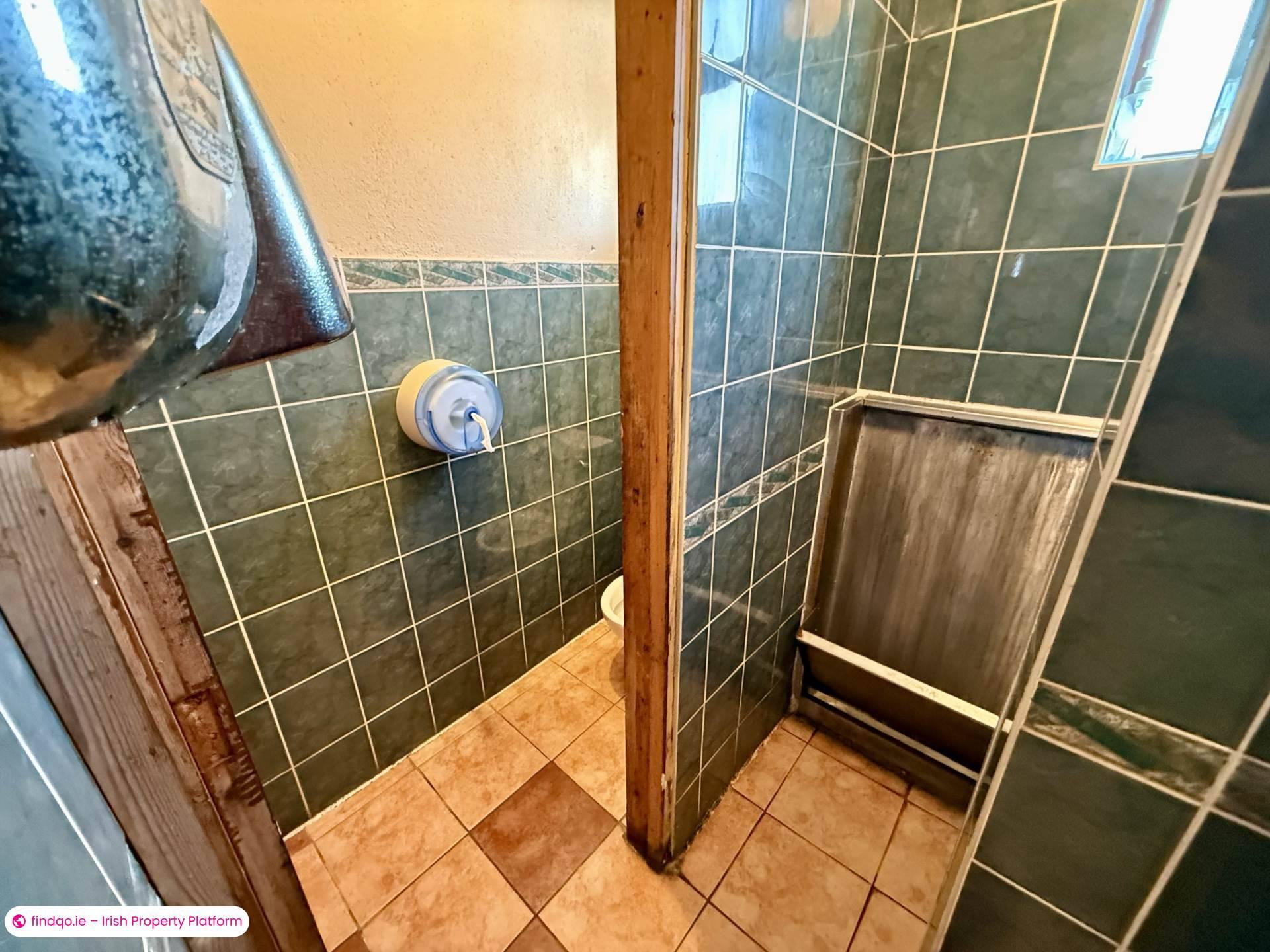 Semi-detached house for Sale in Dunmore, Galway