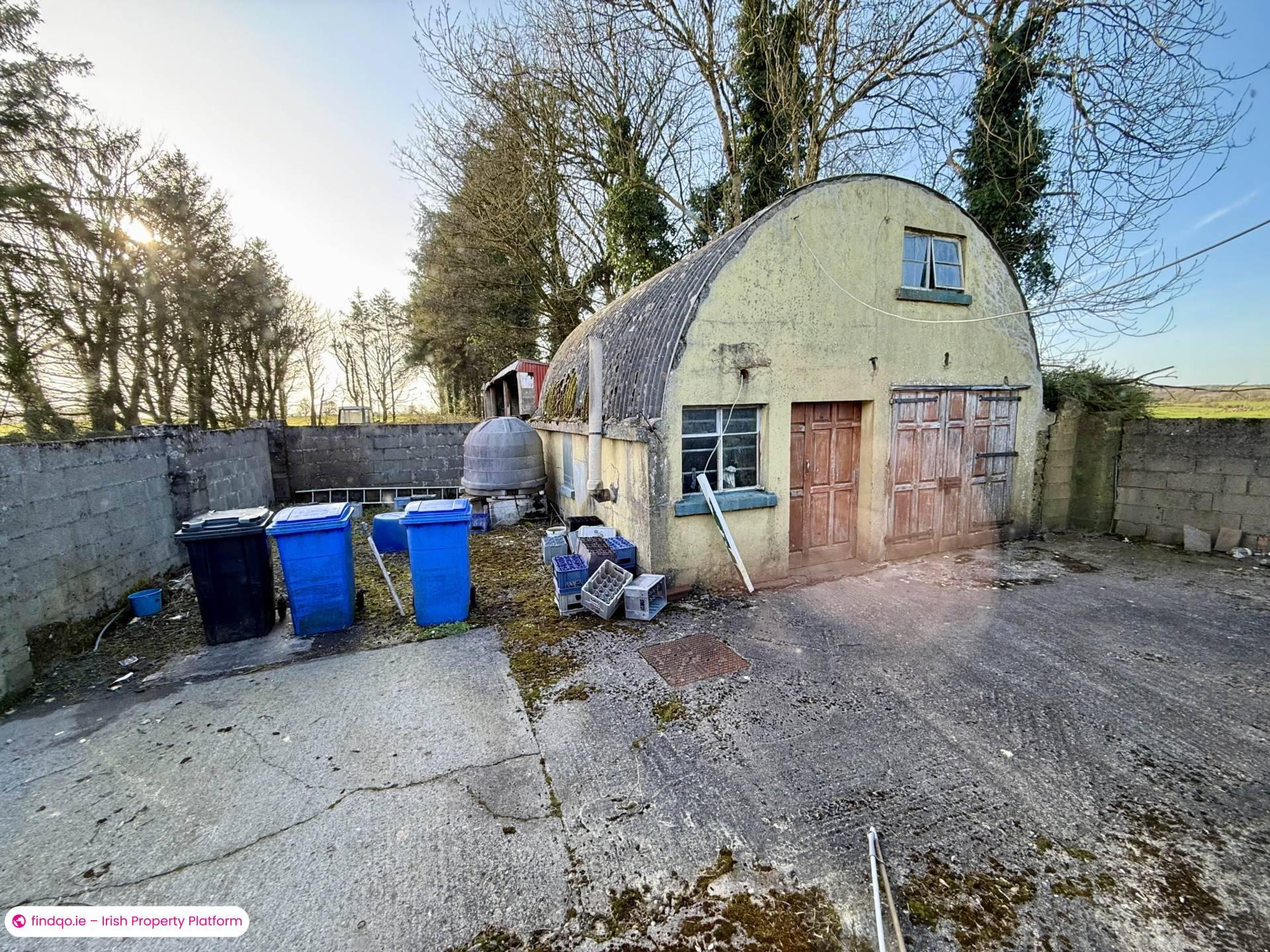 Semi-detached house for Sale in Dunmore, Galway