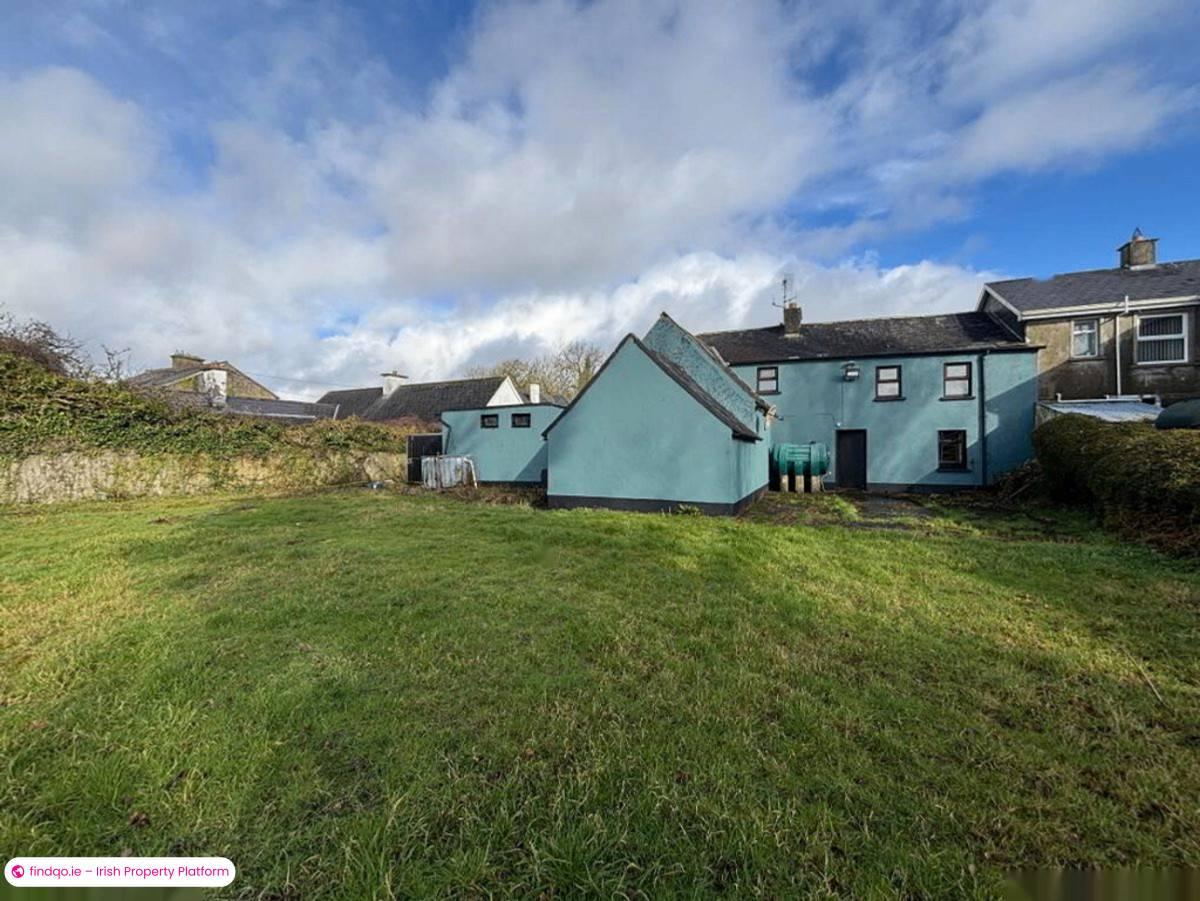 Restaurant / Bar / Hotel for Sale in Kilmallock, Limerick