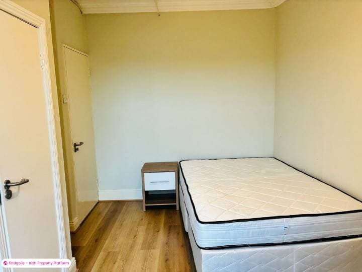 2 Bedroom Apartment for Rent in New Ross, Wexford