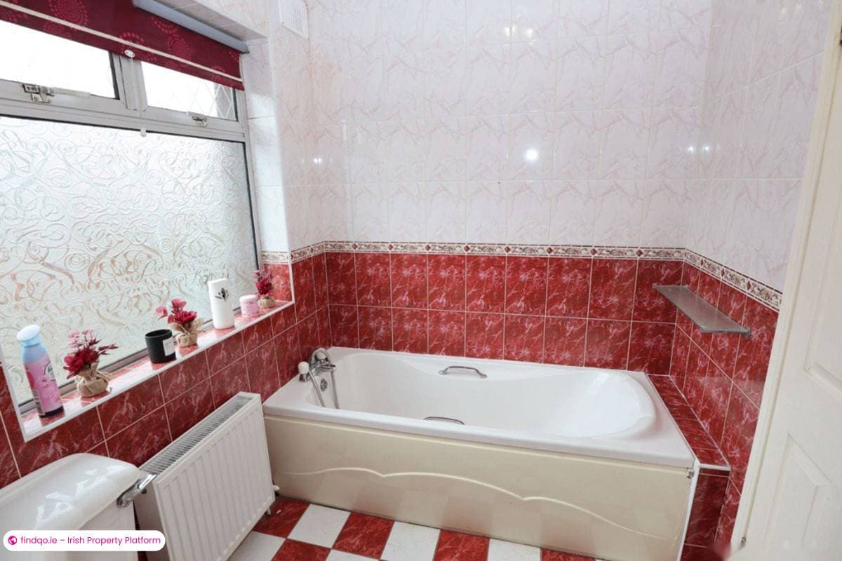 Semi-detached house for Sale in Drogheda, Louth