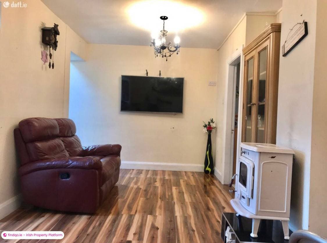 3 Bedroom House for Rent in Ballybane, Galway, H91 FR9F