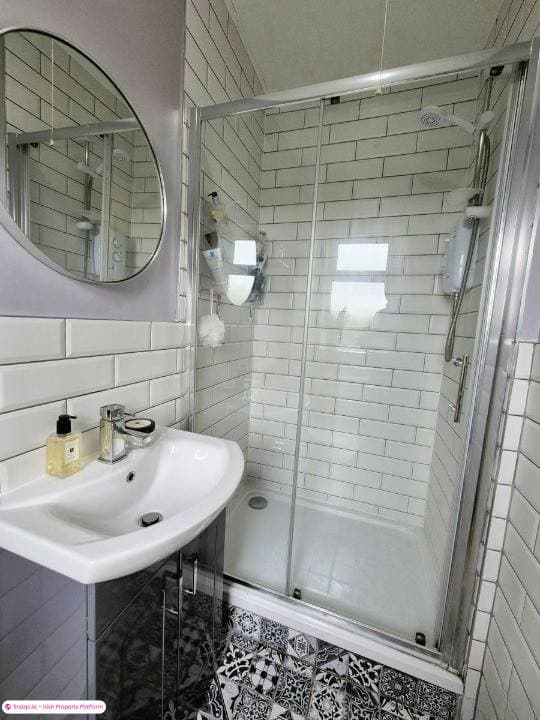 Bungalow for Sale in Rhode, Offaly