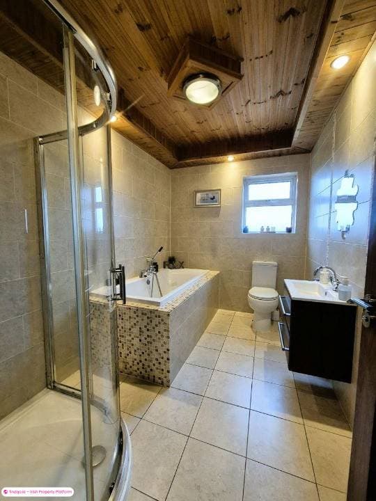 Bungalow for Sale in Rhode, Offaly