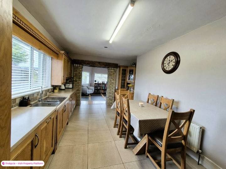 Bungalow for Sale in Rhode, Offaly