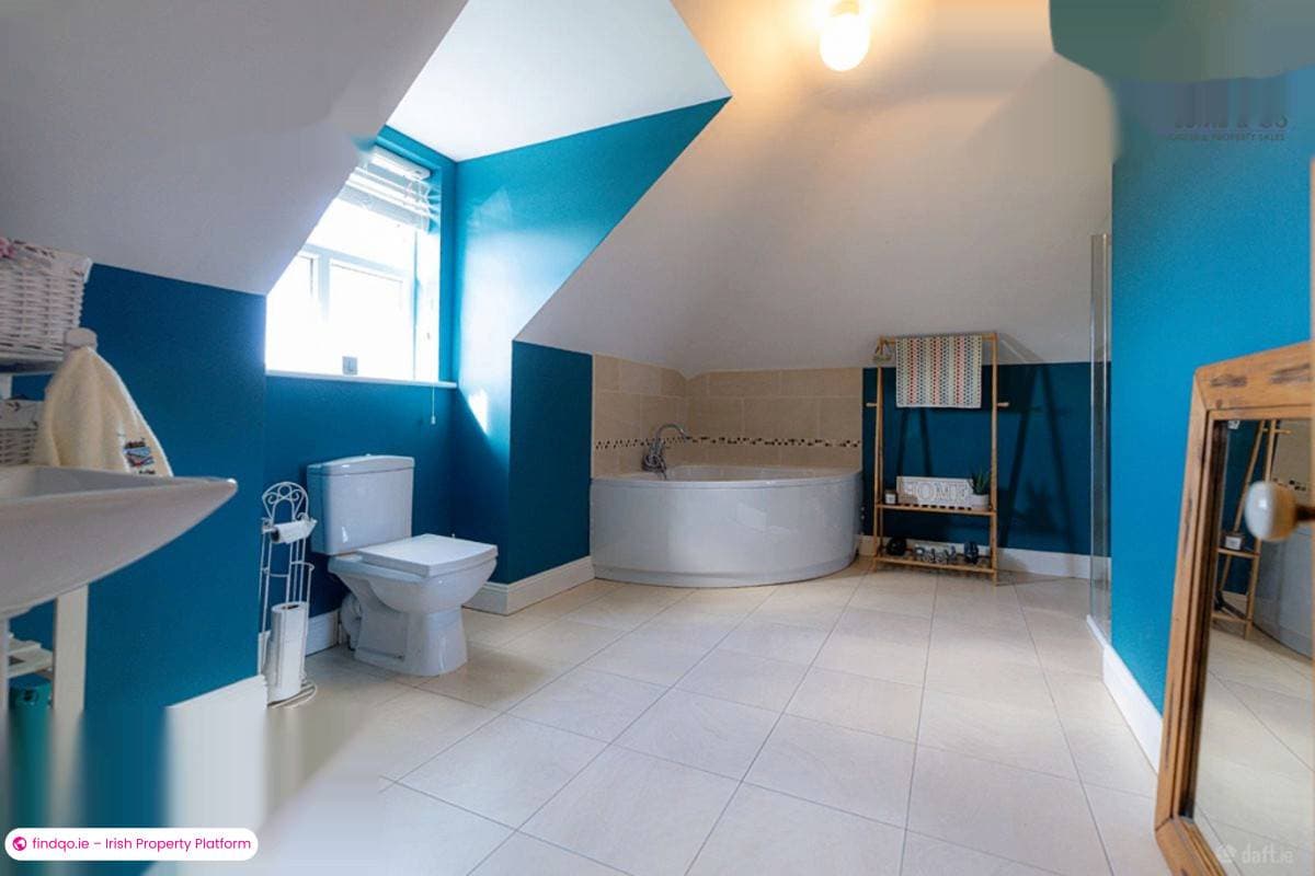 Detached house for Sale in Lisryan, Longford