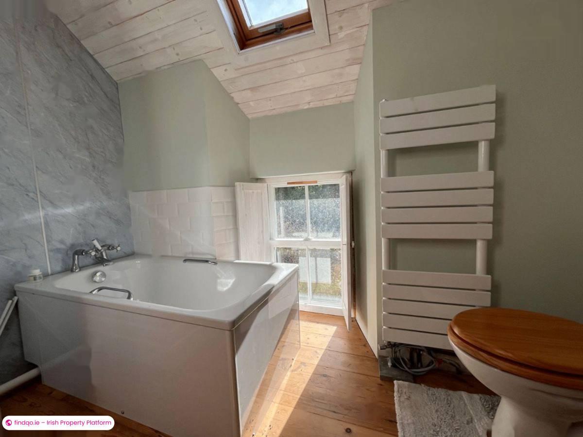 Detached house for Sale in Goleen, Cork