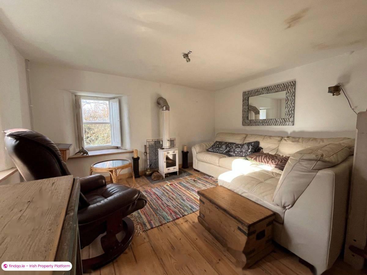 Detached house for Sale in Goleen, Cork