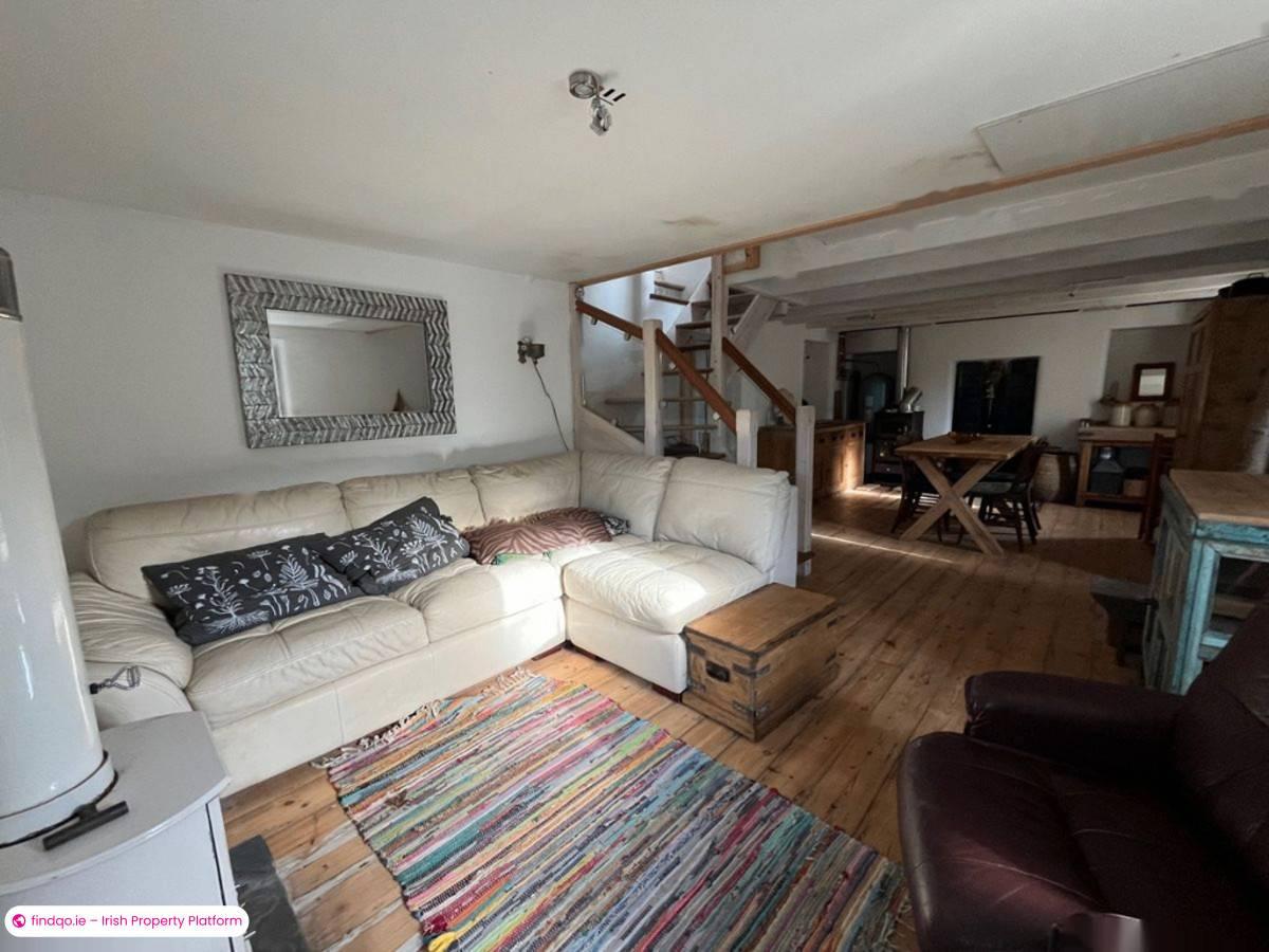 Detached house for Sale in Goleen, Cork