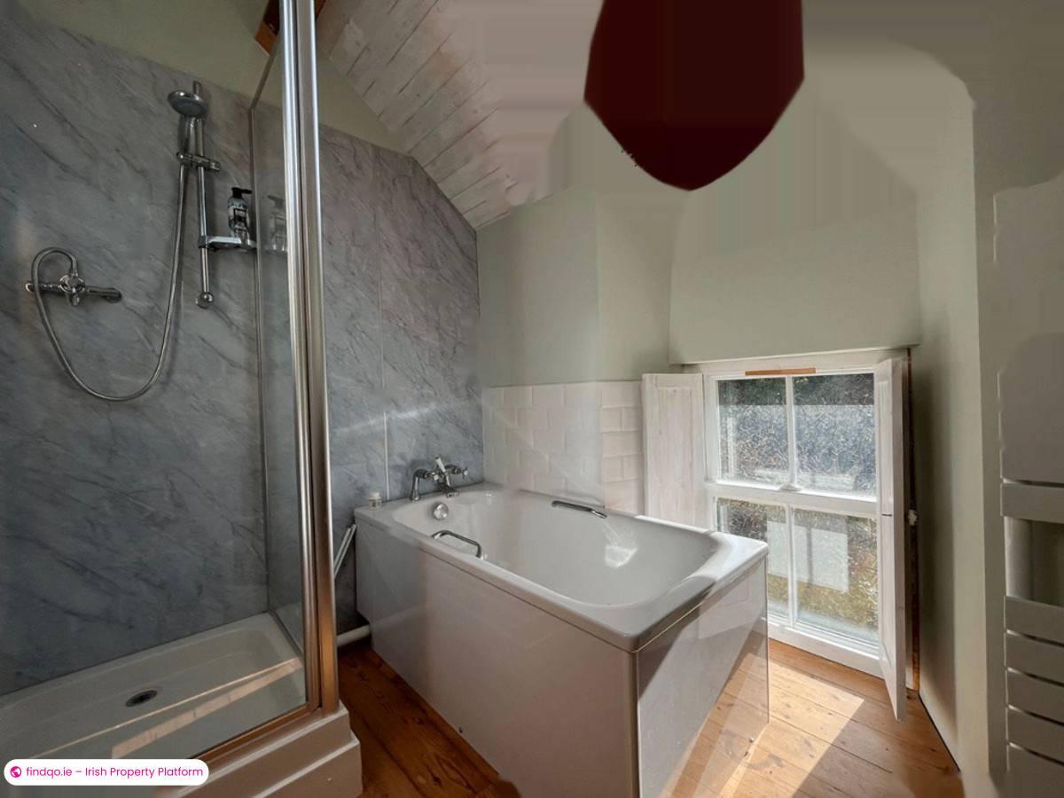 Detached house for Sale in Goleen, Cork