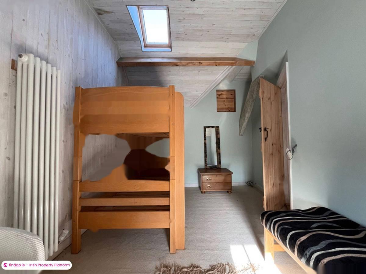 Detached house for Sale in Goleen, Cork