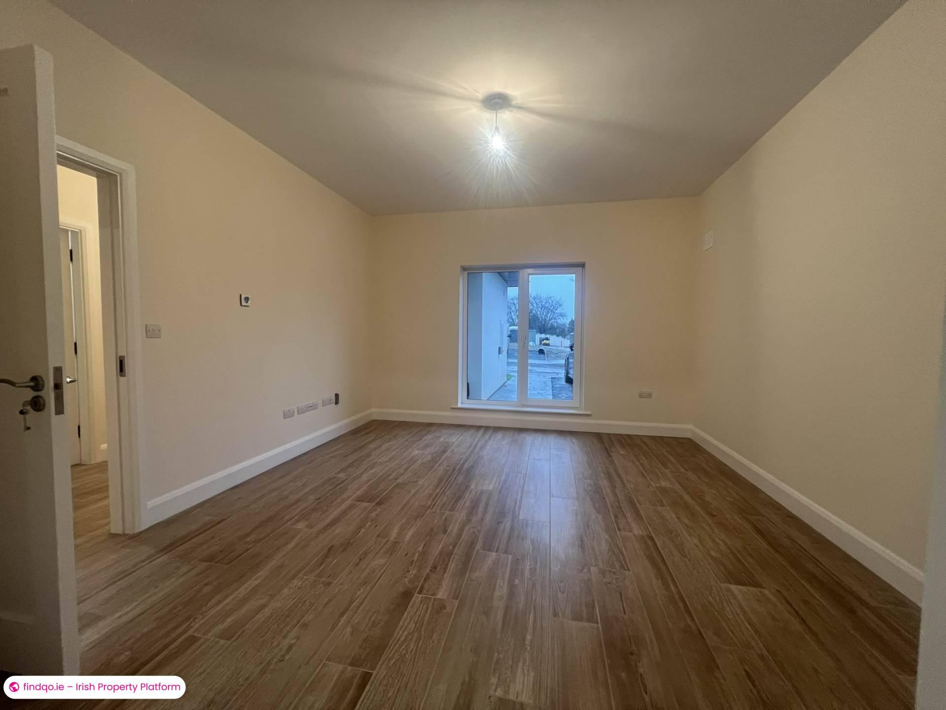 Semi-detached house for Sale in Cahir, Tipperary