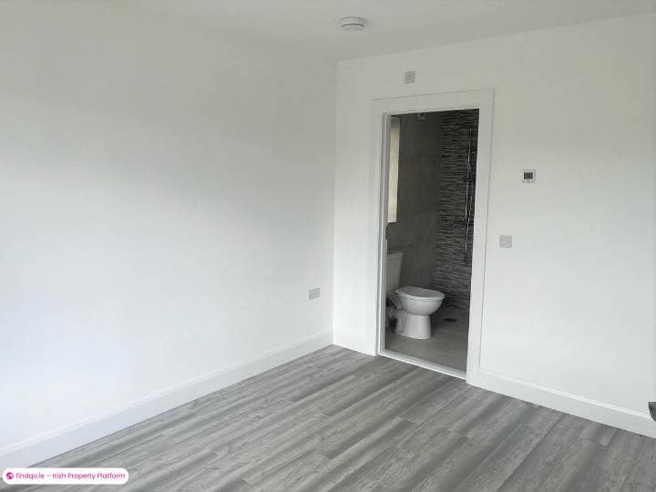 Detached house for Sale in Charlestown, Mayo