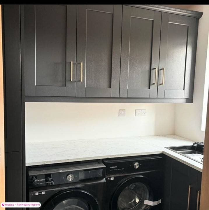 Detached house for Sale in Charlestown, Mayo