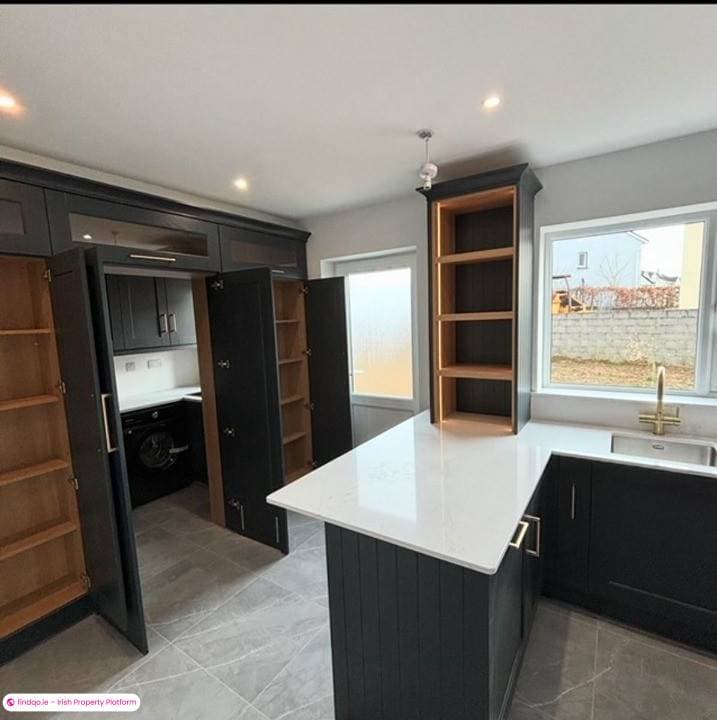 Detached house for Sale in Charlestown, Mayo