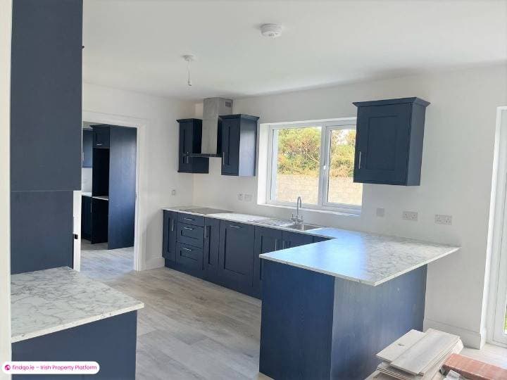 Detached house for Sale in Charlestown, Mayo