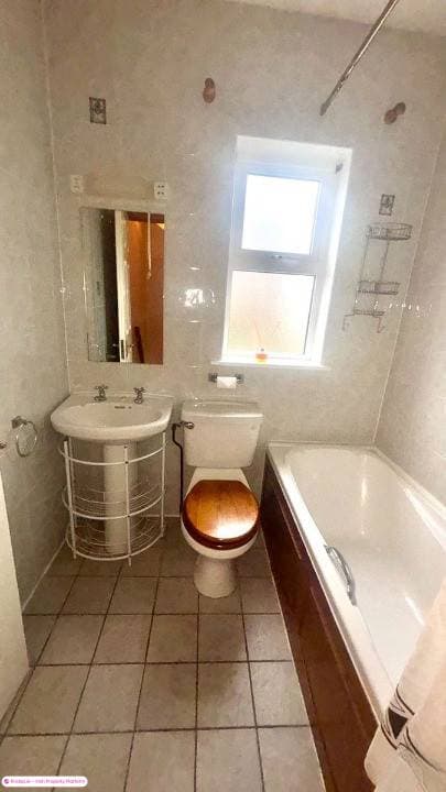 Terraced house for Sale in Westport Quay, Mayo