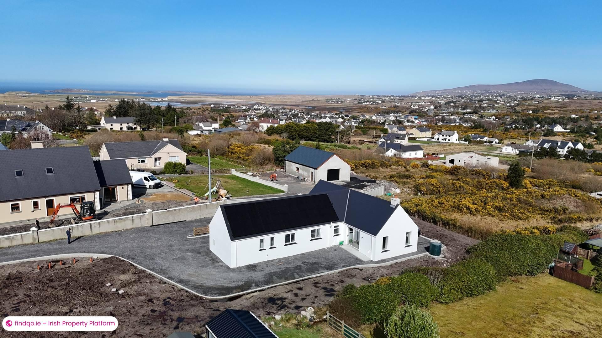 Detached house for Sale in Derrybeg, Donegal