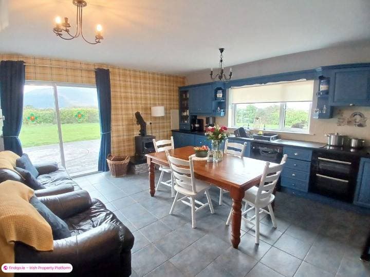 Detached house for Sale in Glenbeigh, Kerry