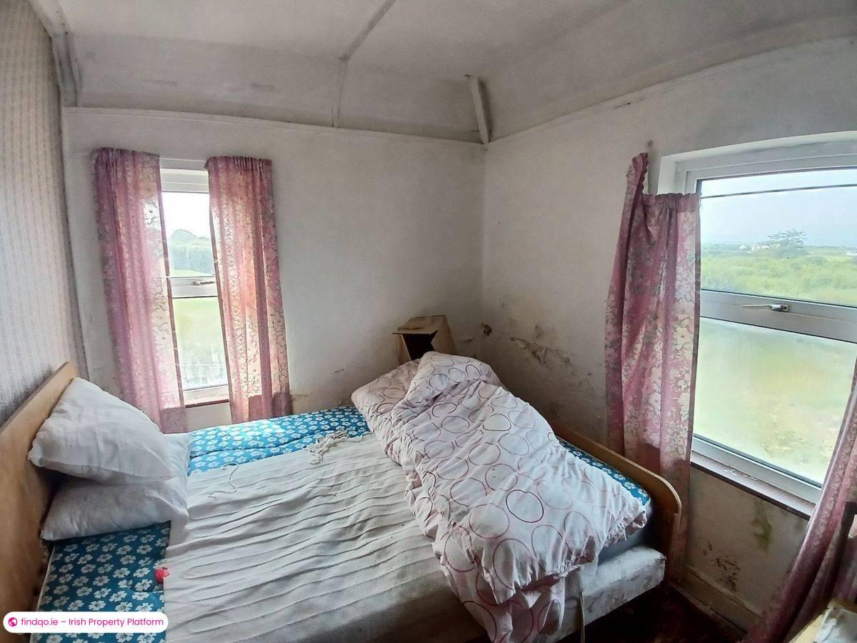 Detached house for Sale in Ballinskelligs, Kerry