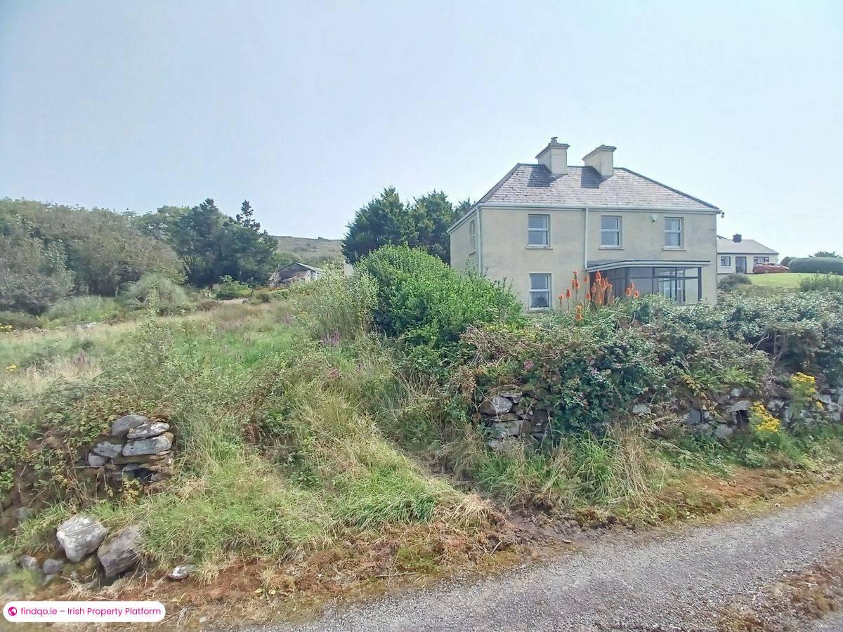 Detached house for Sale in Ballinskelligs, Kerry