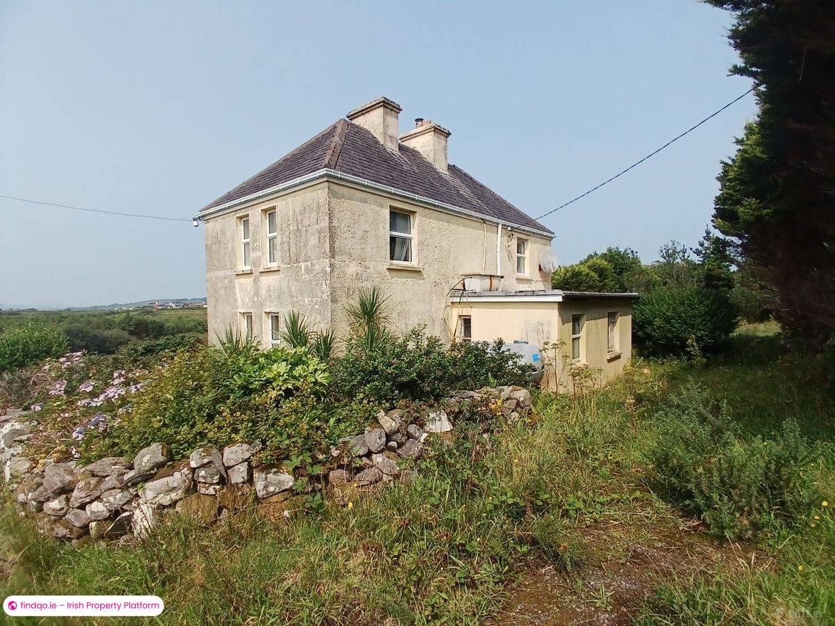 Detached house for Sale in Ballinskelligs, Kerry