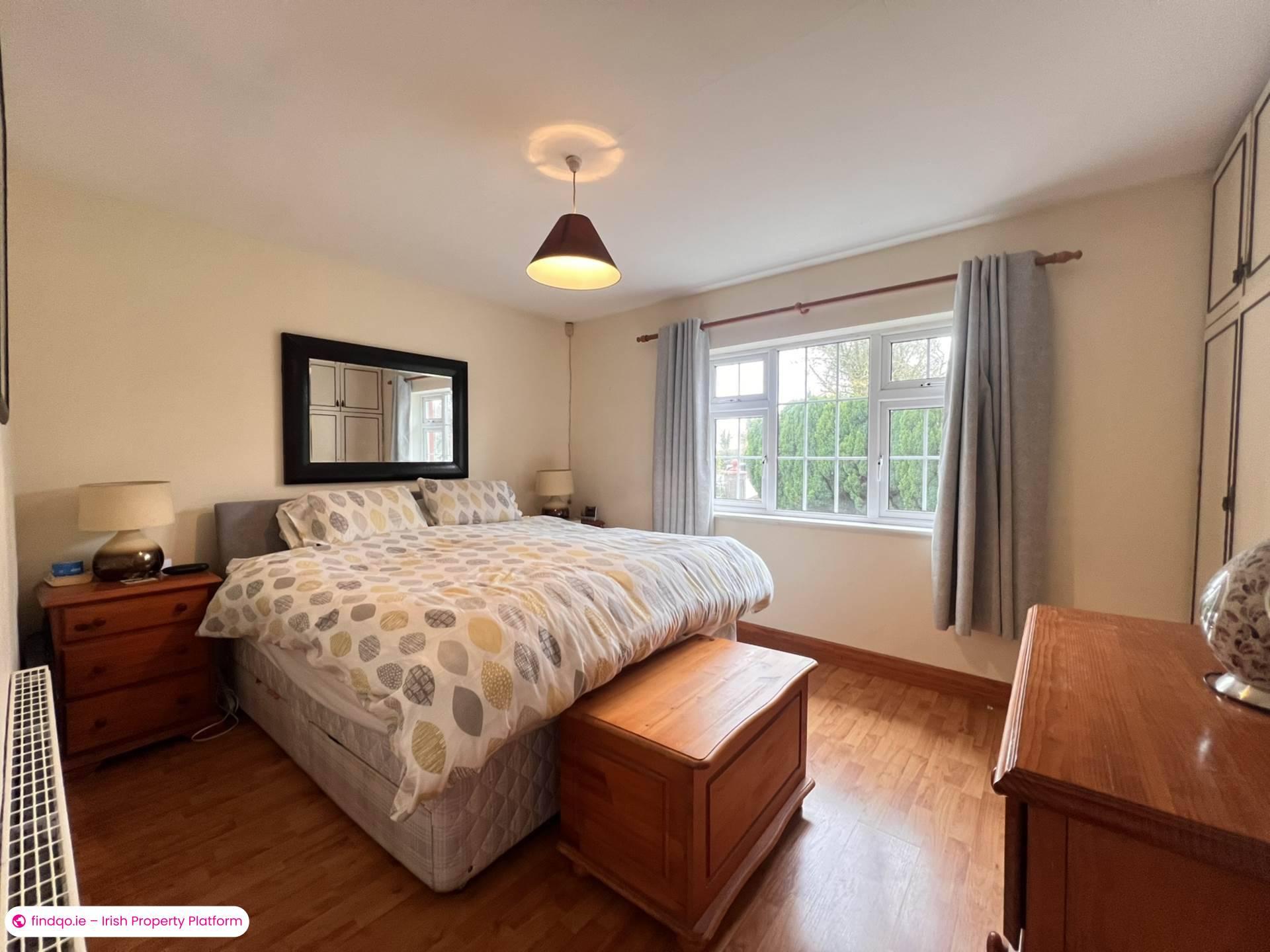 Bungalow for Sale in Cahir, Tipperary