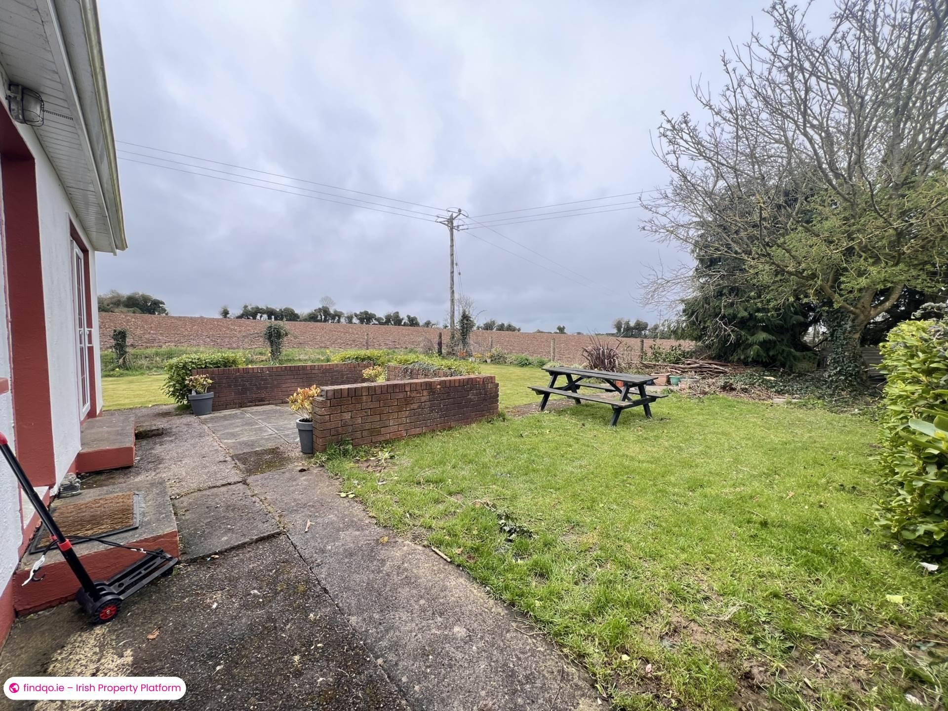 Bungalow for Sale in Cahir, Tipperary